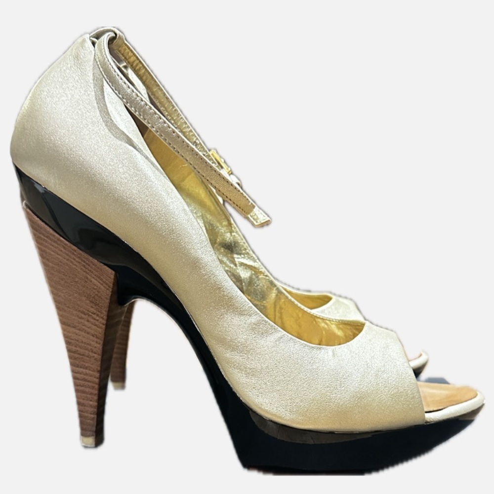 Giuseppepe Zanotti platform gold leather ankle strap pumps size 39